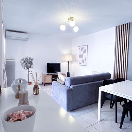 St Roch 2 - Appart 300 M De La Gare, Clim, Terrasse, Garage อองทีบส์ ภายนอก รูปภาพ