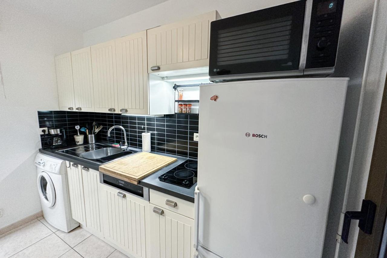 St Roch 2 - Appart 300 M De La Gare, Clim, Terrasse, Garage อองทีบส์ ภายนอก รูปภาพ