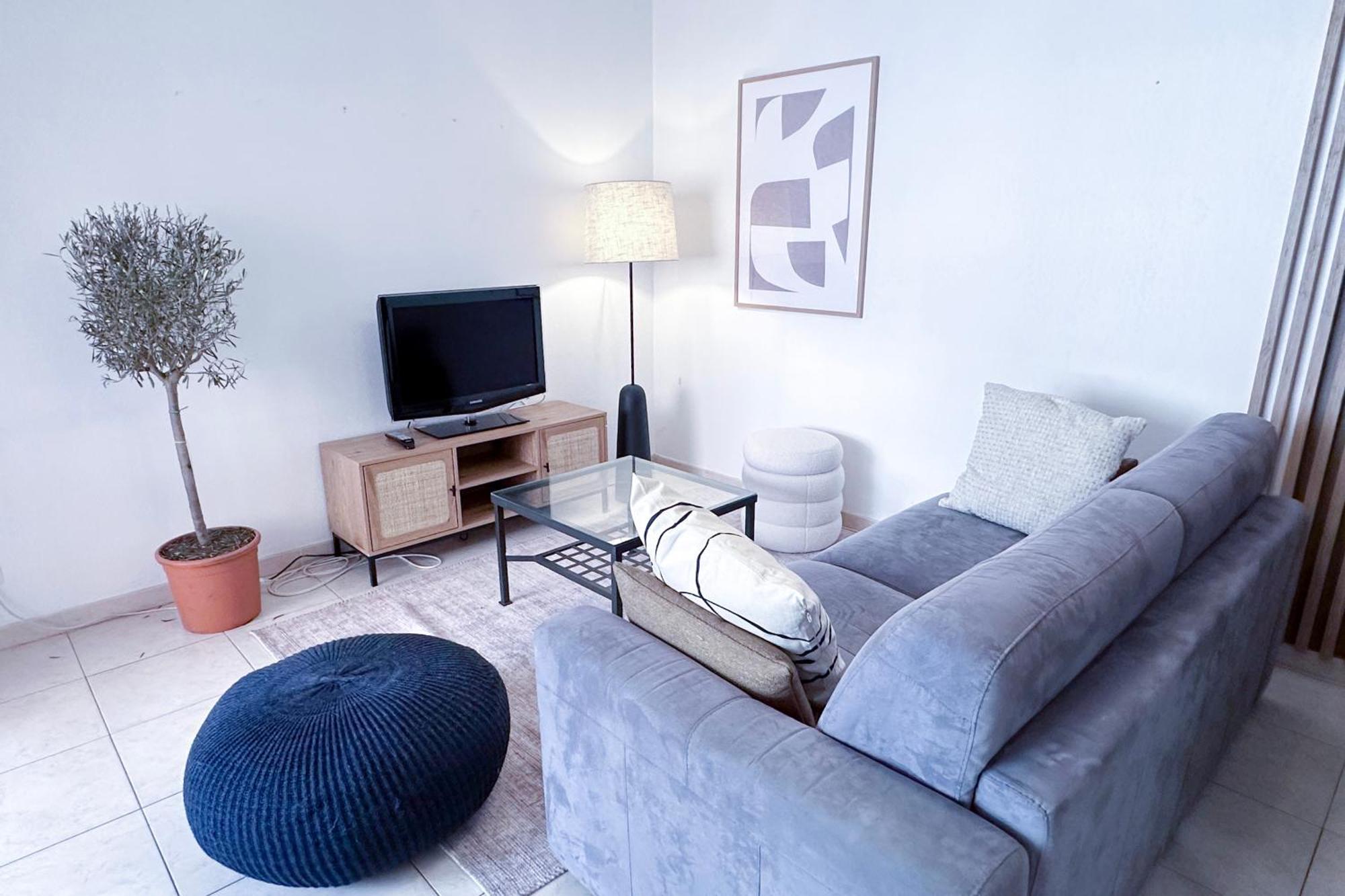 St Roch 2 - Appart 300 M De La Gare, Clim, Terrasse, Garage อองทีบส์ ภายนอก รูปภาพ